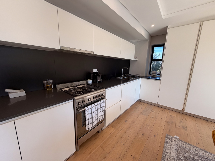 2 Bedroom Property for Sale in Sea Point Western Cape